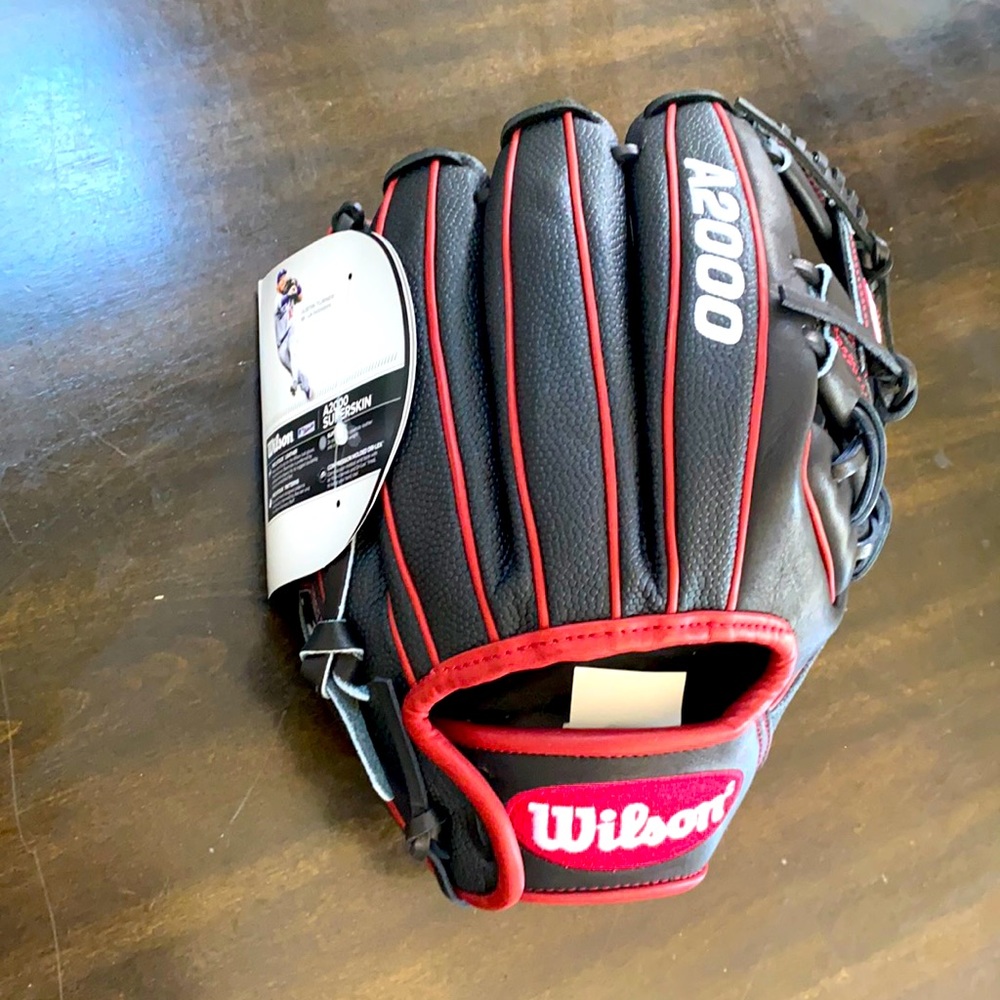 baseball glove